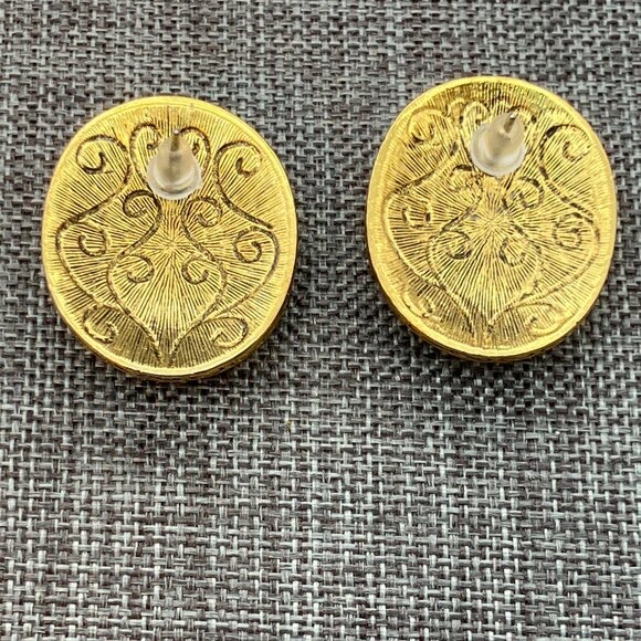 Emerald Green Pierced Earrings 1.5 In Gold Oval Stone Cabochon Retro Vintage - Picture 4 of 5